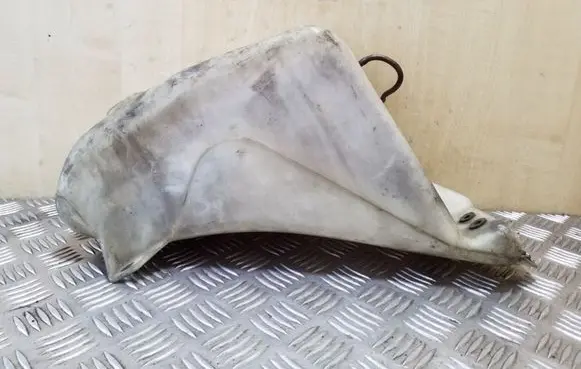 Opel Frontera A Windshield washer fluid reservoir/tank 91142029