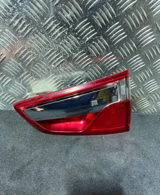 Ford Ecosport Tailgate rear/tail lights cn1513a602cb