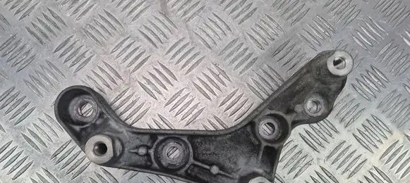 Mercedes-Benz E W212 Front differential bracket A2720140295