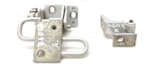 Rear door hinge set