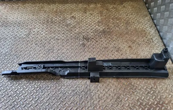 Volvo XC60 Other trunk/boot trim element 32205624