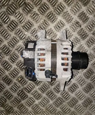 Hyundai Tucson TL Generator/alternator 373002B960