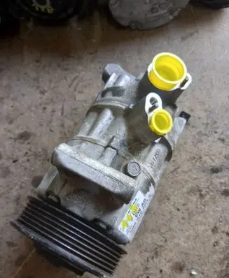 Volkswagen PASSAT B8 Air conditioning (A/C) compressor (pump) 5Q0816803B 01141543 02059230533B
