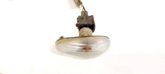 Saab 9-5 Front fender indicator light