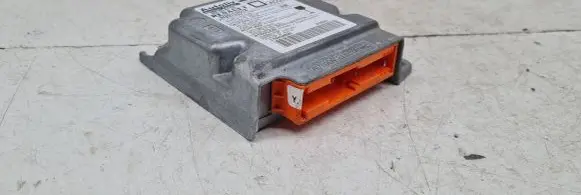 Renault Megane I Airbag control unit/module 8200117651B 600639400 C150H242529