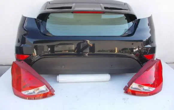 Ford Fiesta Tailgate/trunk/boot lid MK7KLAPAZDERZAK
