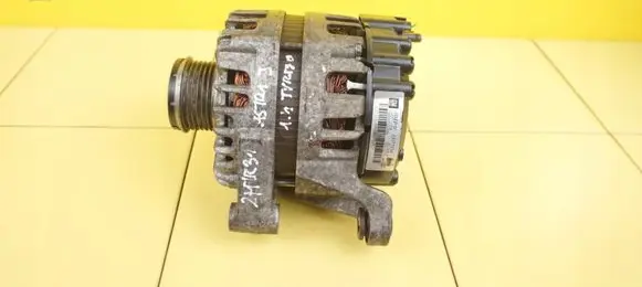 Opel Astra J Generator/alternator 13577154 2HTR31