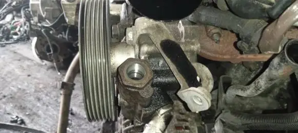 Citroen C5 Power steering pump 9682351680 9637000880