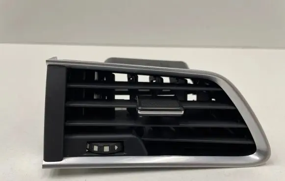 Peugeot 508 RXH Dashboard side air vent grill/cover trim 9686457377 A1010107