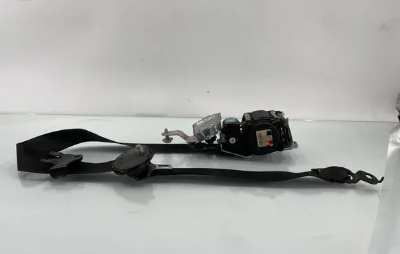 Mercedes-Benz E W212 Front seatbelt 7426000903 610035800D 14129277