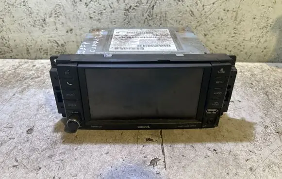 Jeep Compass Radio/CD/DVD/GPS head unit P68282477AD 42774 0546T0897