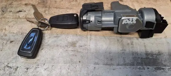 Ford Ranger Ignition lock AB393F880AA AB3915607AA