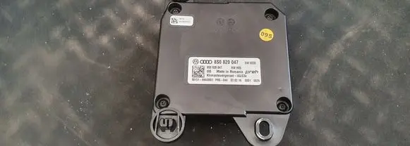 Audi TT TTS RS Mk3 8S Climate control unit 8S0820047
