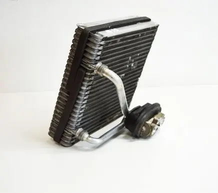 Volkswagen PASSAT B7 A/C cooling radiator (condenser) 1K28201031K0820679