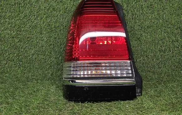 Toyota Crown S180 Rear/tail lights