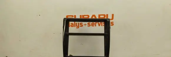 Subaru Forester SF Center console