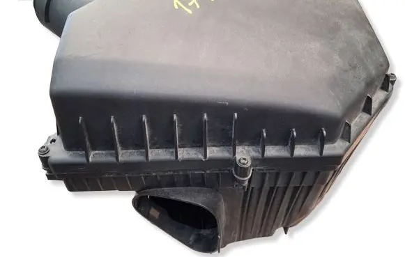 Volvo V60 Air filter box 5741005