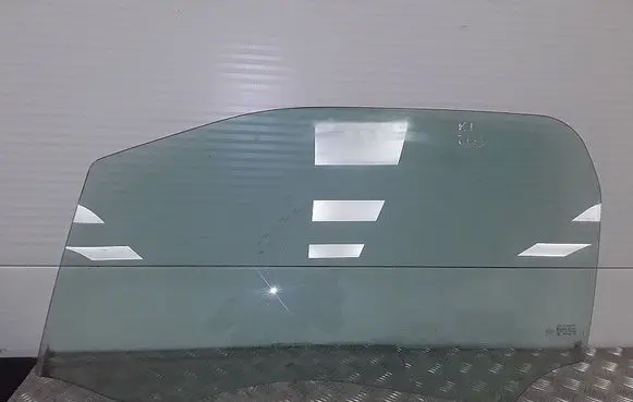 Citroen DS3 Front door window glass four-door 