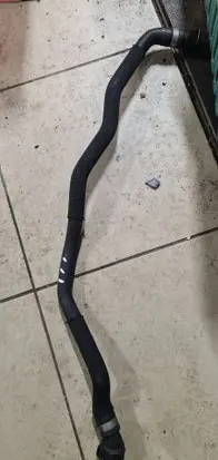 BMW 5 GT F07 Engine coolant pipe/hose 7800107