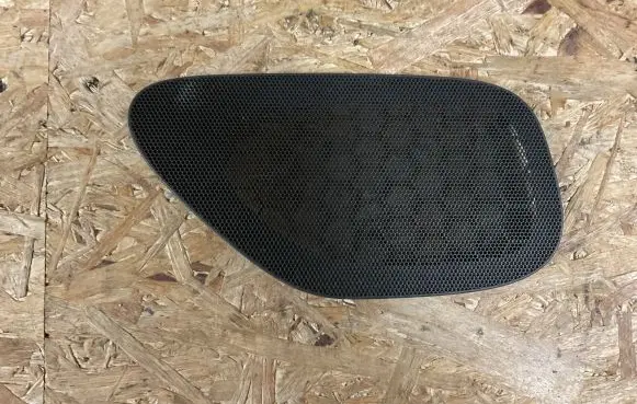 Side speaker trim/cover