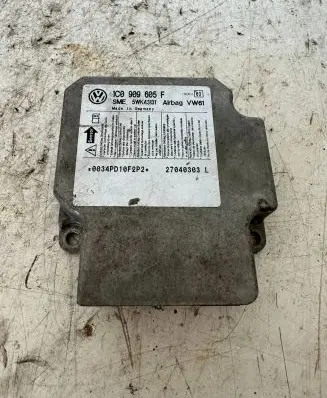 Skoda Fabia Mk2 (5J) Airbag control unit/module 1C0909605F 5WK43131 0034PD10F2P