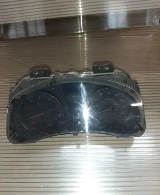 Toyota Avensis T270 Speedometer (instrument cluster) 8380005K00