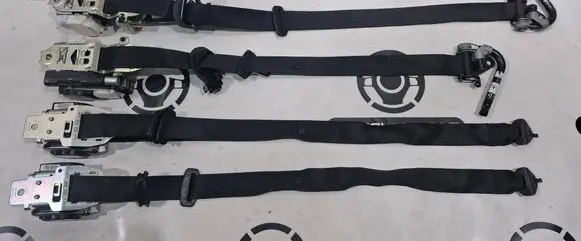 Mercedes-Benz GLE (W166 - C292) Set of seat belts A1668603185 A1668603285 A1668601500