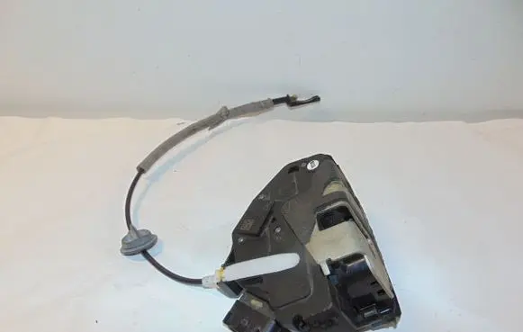 Volvo S60 Rear door lock 31301746