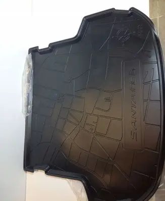 Hyundai Santa Fe Rubber trunk/boot mat liner S1122ADE05