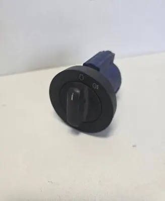 BMW 5 E39 Fog light switch 8363687