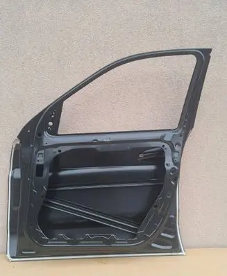 Mercedes-Benz GLE W167 Front door A1677200205