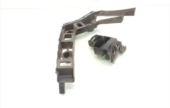 Volkswagen Golf VI Rear bumper mounting bracket 5K6807394A 5K6807394