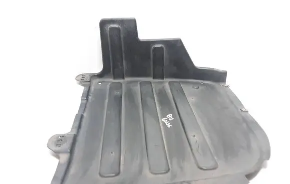 Volkswagen PASSAT B7 USA Side bottom protection 561825205