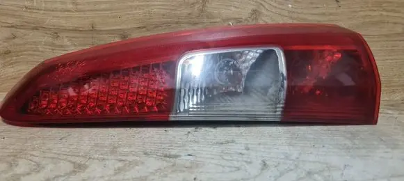 Volvo V70 Rear/tail lights 160986