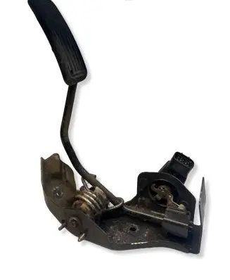 Toyota Corolla Verso AR10 Accelerator throttle pedal 8928152021 1983003041 03610