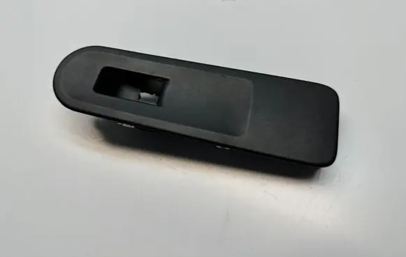 Volkswagen Amarok Front door window switch trim 2H0867469AA