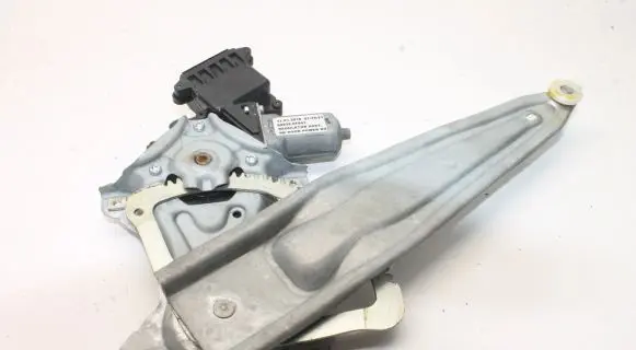 Toyota Verso-S Rear window lifting mechanism without motor 698300F041