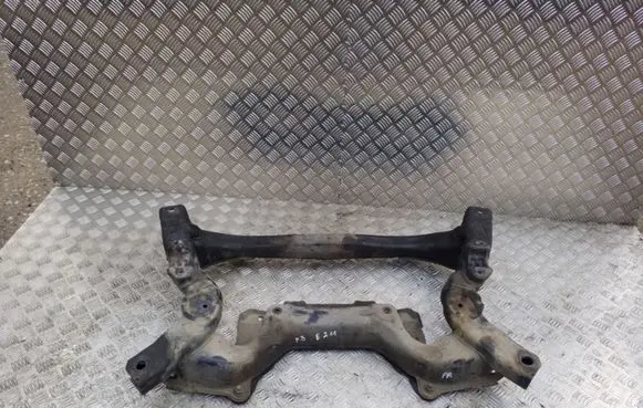 Mercedes-Benz E W211 Front subframe