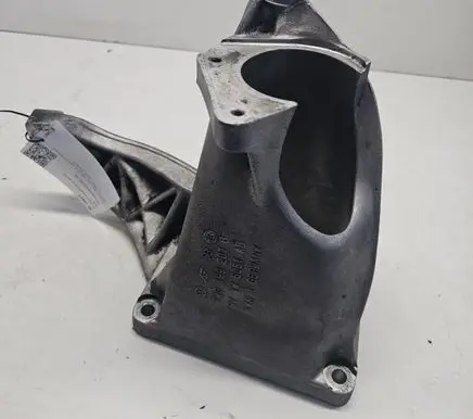 Volkswagen Sharan Driveshaft support bearing bracket 7M0199207B