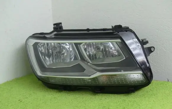 Volkswagen Tiguan Headlight/headlamp 5NB941006B