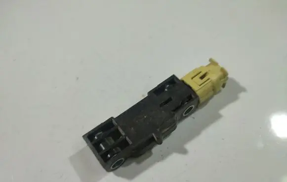 Mazda 5 Airbag deployment crash/impact sensor C23557KC0
