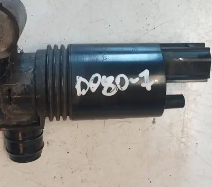 Volvo XC60 Windscreen/windshield washer pump 1007149