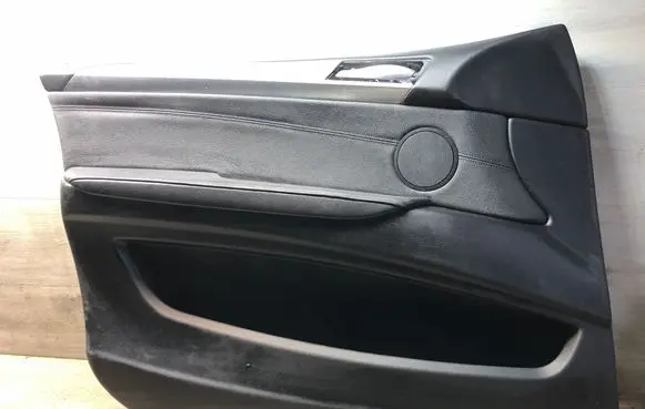BMW X5 E70 Front door trim (molding) T0030596