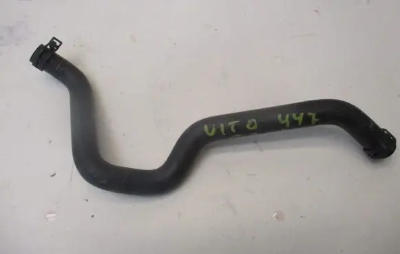 Mercedes-Benz Vito Viano W447 Engine coolant pipe/hose