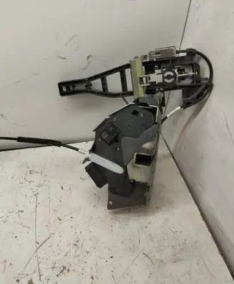Ford Transit Front door lock BK31V219A64BL 40184152