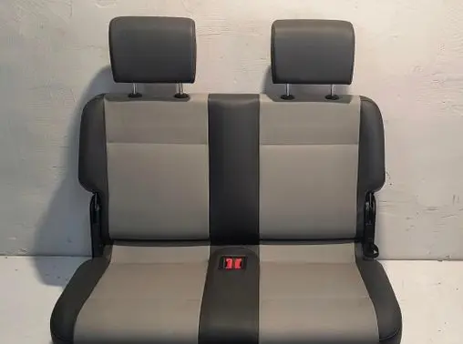 Volkswagen Caddy Third row seats 2K5