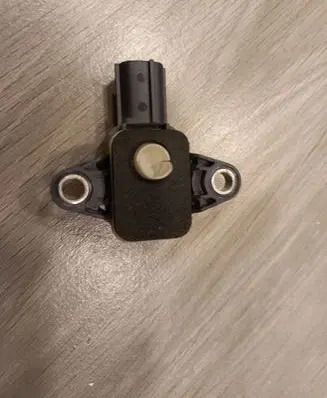 Audi A4 S4 B7 8E 8H Airbag deployment crash/impact sensor 8P0955557