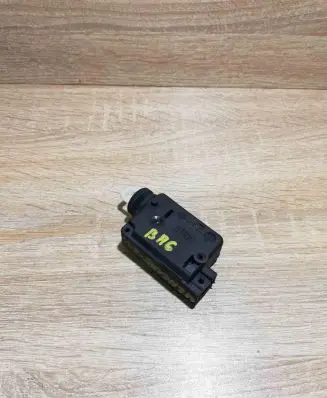 Renault Laguna I Central locking motor 