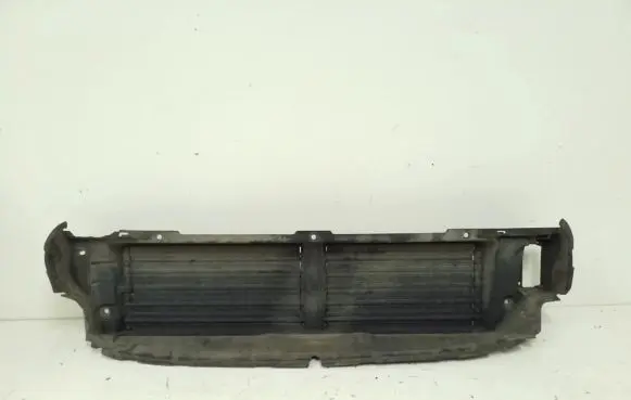 Volvo XC60 Intercooler air channel guide AD0X5