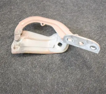 Ford Focus Engine bonnet/hood hinges BM51A16800AD